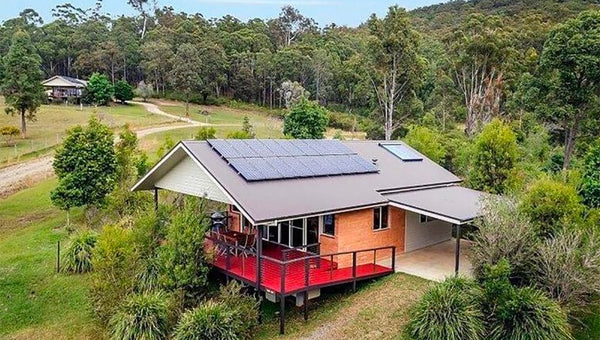 Can You Live off the Grid with a Solar Generator?
